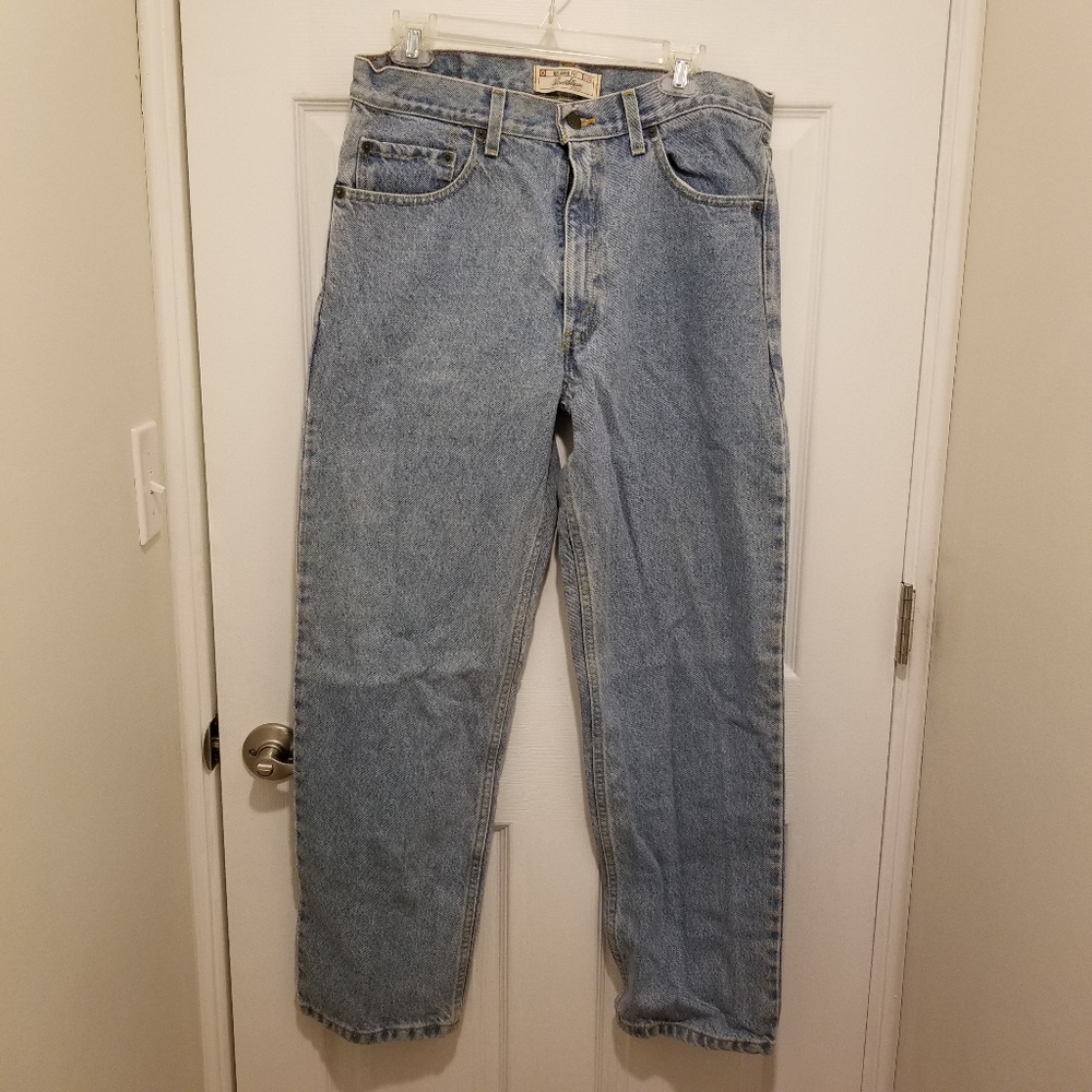 Levis Mens signature relaxed fit jeans 34x30. EUC